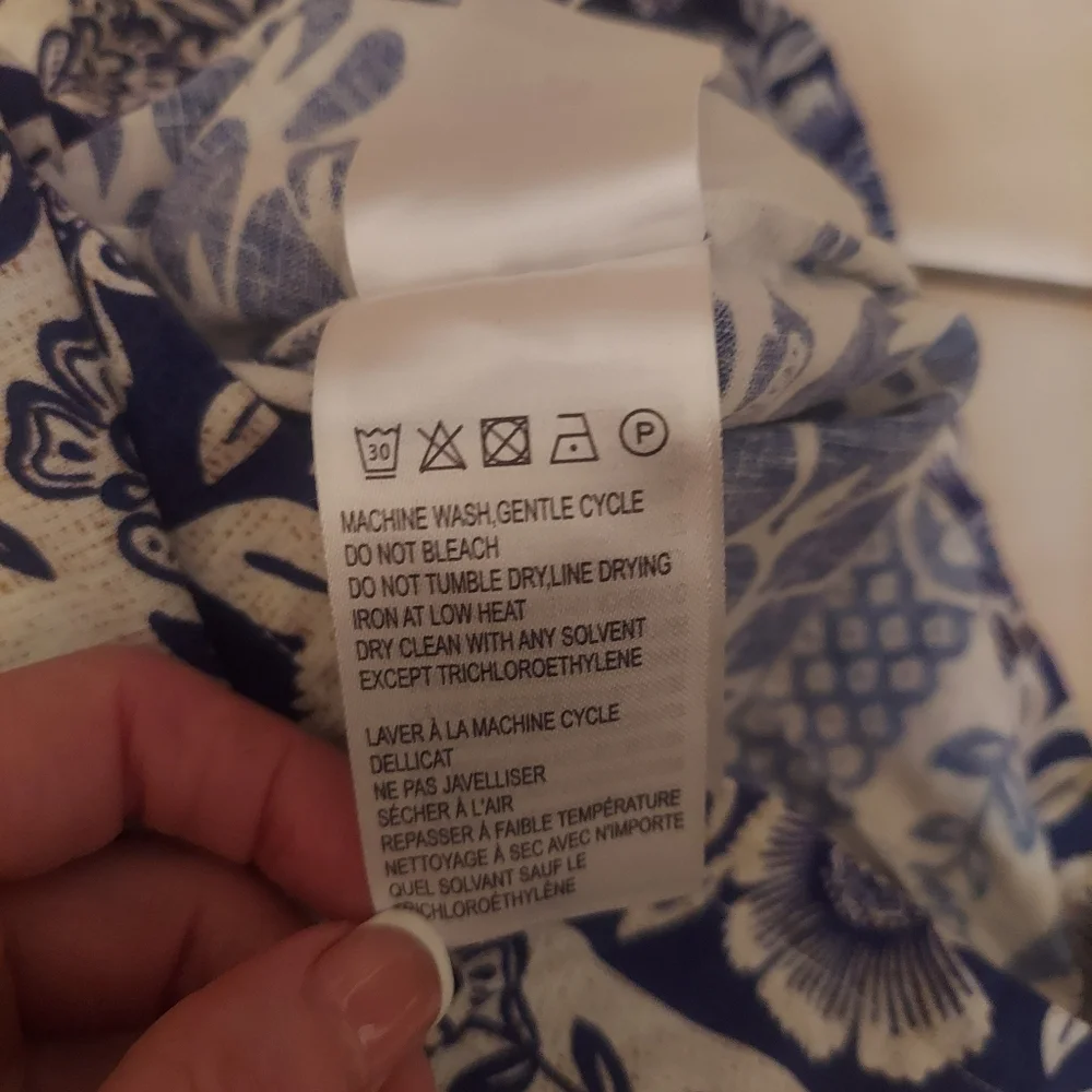 FARM Rio Blue and White Floral Belted Romper - Picture 8 of 9